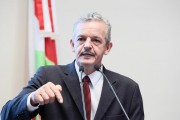 Dresch contesta discurso do governador ao pontuar problemas em v&aacute;rias &aacute;reas