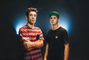 Grupo Porversos lan&ccedil;a m&uacute;sica neste s&aacute;bado em Ararangu&aacute;