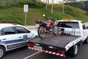 Jovem é detido com moto furtada no bairro PV