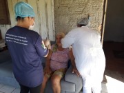 Vacinas contra gripe H1N1 aplicadas em idosos acamados em Maracajá