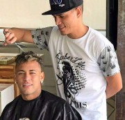 Cabeleireiro de Neymar participa de Workshop da Magia Cosm&eacute;ticos