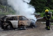 Proprietário de veículo ateia fogo ao próprio carro em Lauro Müller 