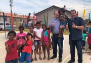 Sandro e Tiago participam do Natal no Residencial Dona Ema