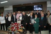 Idealizadores do Santu&aacute;rio s&atilde;o homenageados com sess&atilde;o especial