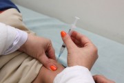 Governo de SC oferta vacina meningocócica ACWY nos postos de saúde