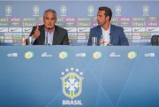 Tite convoca a sele&ccedil;&atilde;o para os jogos de mar&ccedil;o das Eliminat&oacute;rias