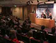 Colombo apresenta SC em F&oacute;rum que discute os desafios da economia 