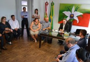 Prefeitos da Amesc pedem apoio de Ac&eacute;lio para in&iacute;cio de obras