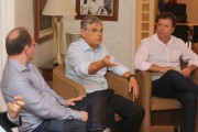 Eduardo Moreira recebe comitiva do PMDB de I&ccedil;ara