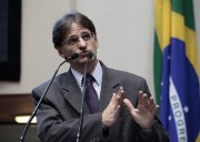 Deputado Neodi Saretta &eacute; contra privatiza&ccedil;&atilde;o da Casan