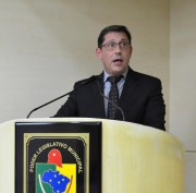 Julio Kaminski anuncia que n&atilde;o &eacute; mais l&iacute;der de governo