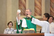 Bispo de Crici&uacute;ma celebra anivers&aacute;rio com a comunidade