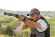 "Shooting Weekend" - Balas de verdade no Dia da Mentira