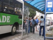 Rony da Silva quer abrigos de passageiros em frente &agrave; escolas