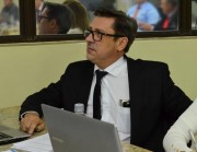 Rela&ccedil;&atilde;o de m&eacute;dicos contratados nos concursos &eacute; solicitada 