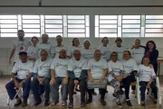 Grupos de Idosos de Cocal do Sul recebem camisetas