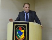 Vereador Julio Colombo indaga atraso na pintura de faixas