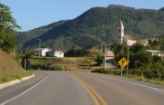 Colombo inaugura pavimenta&ccedil;&atilde;o da rodovia SC-390