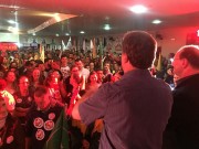 Murialdo e Sandro re&uacute;nem mais de mil pessoas em com&iacute;cio