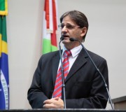 Saretta fala da seriedade dos trabalhadores das agroind&uacute;strias