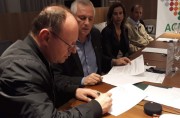 Sandro Serafim assina pauta empresarial de Içara