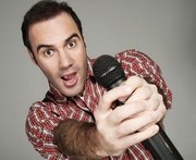 Humorista Diogo Portugal traz stand up ao Elias Angeloni