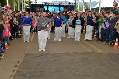 Jacinto Machado completa 60 anos com grande festa