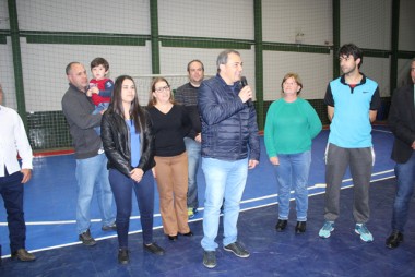 Municipal de futsal de Maracaj&aacute; come&ccedil;a com 20 gols em tr&ecirc;s jogos