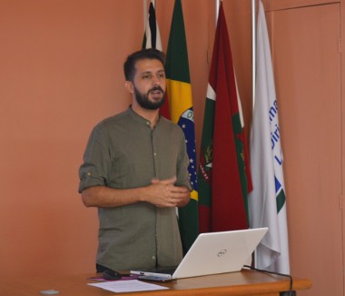 Conversa com Especialista, d&aacute; dicas sobre influenciadores digitais