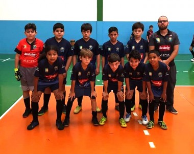 Alunos de Projeto Social participam de jogos-treino contra Cocal