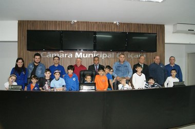 Alunos do Centro de Educa&ccedil;&atilde;o e Cultura Pedro Valentim Monteiro visitam a C&acirc;mara