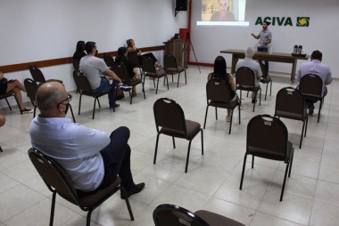 ACIVA planeja a&ccedil;&otilde;es e elenca bandeiras em reuni&atilde;o de diretoria