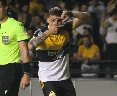 Felipe Vizeu entra na seleção da 10ª rodada do Brasileiro da Série B