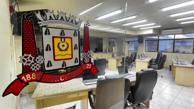 C&acirc;mara de Crici&uacute;ma oficializa parceria com o Senado para qualificar o Legislativo