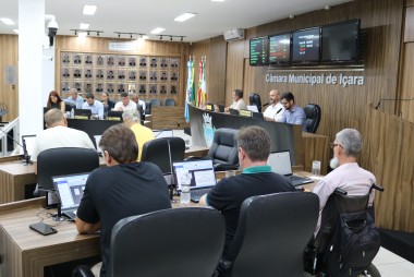 Projetos de lei aprovados nesta semana pelo Legislativo içarense