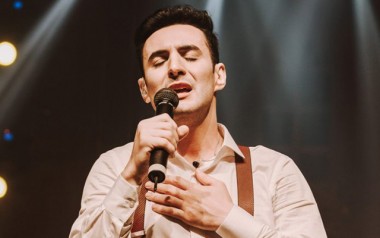 M&aacute;scara e comprovante de vacina&ccedil;&atilde;o s&atilde;o obrigat&oacute;rios em show de Leandro Borges