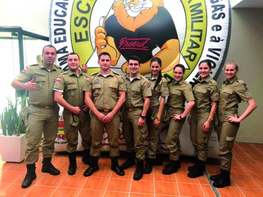 Policiais Militares participam de curso de formação do Proerd