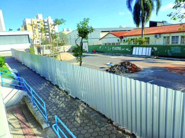 Obra da Rua Coberta no Centro de I&ccedil;ara (SC) come&ccedil;a a sair do papel