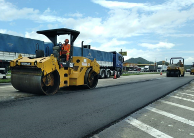 CCR ViaCosteira informa cronograma semanal de obras na BR-101 Sul/SC