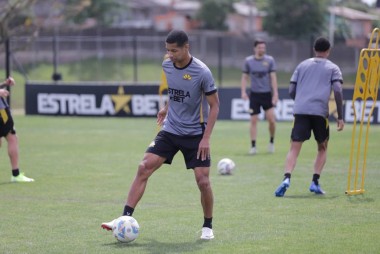 Crici&uacute;ma E.C e JEC disputam uma vaga na semifinal da Copa SC