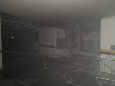 Incêndio atinge subsolo do Metropolitan Business Center em Criciúma