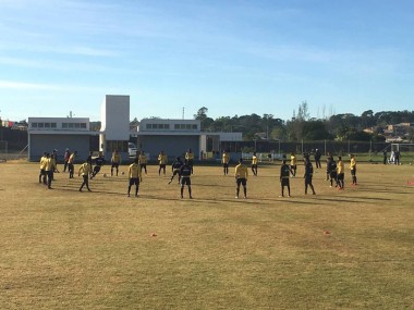 Em Pelotas, Criciúma duela com o Brasil nesta quinta-feira
