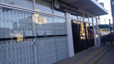 Cart&oacute;rio Eleitoral de I&ccedil;ara continua atendendo de forma remota para evitar aglomera&ccedil;&otilde;es