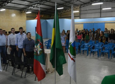 Alunos concluem os cursos profissionalizantes em Morro da Fuma&ccedil;a