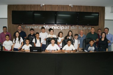 C&acirc;mara recebe visita de alunos do Ala&iacute;de Tabalipa