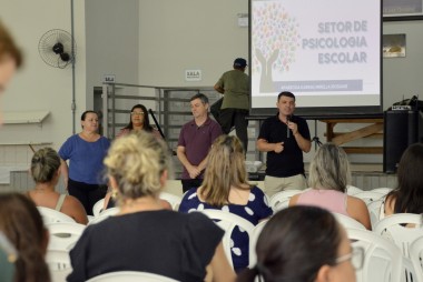 Secretaria de Educa&ccedil;&atilde;o Sider&oacute;polis (SC) realiza semana pedag&oacute;gica com professores