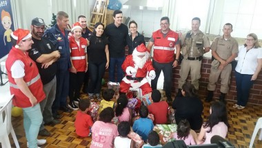 Natal feliz para mais de 200 crianças de Criciúma