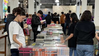 Feira do Livro e Mostra de Arte e Cultura em Morro da Fuma&ccedil;a (SC)