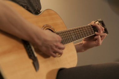 Funda&ccedil;&atilde;o Cultural est&aacute; com inscri&ccedil;&otilde;es abertas para Oficina de Viol&atilde;o   