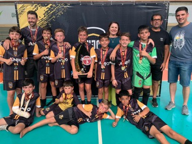 Cocal do Sul, Orleans e S&atilde;o Ludgero s&atilde;o campe&otilde;es regionais Anjos do Futsal